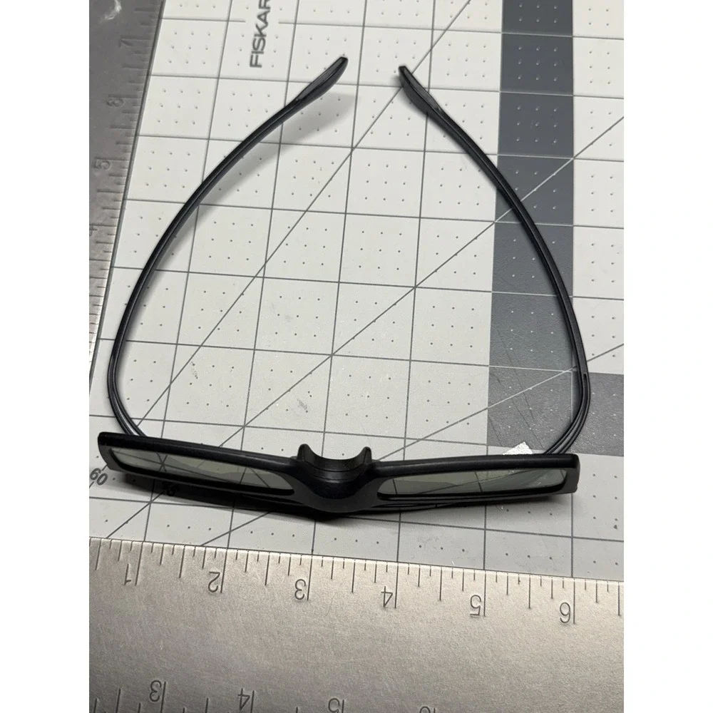 Samsung OEM Smart TV 3D Two Pairs Active Glasses SSG-4100GB 3V Untested As Is!